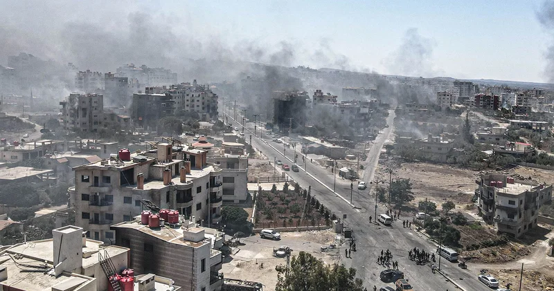 İsrail, işgal altındaki Golan Tepelerinden onlarca Dürzi nin Suriye içlerine girdiğini duyurdu