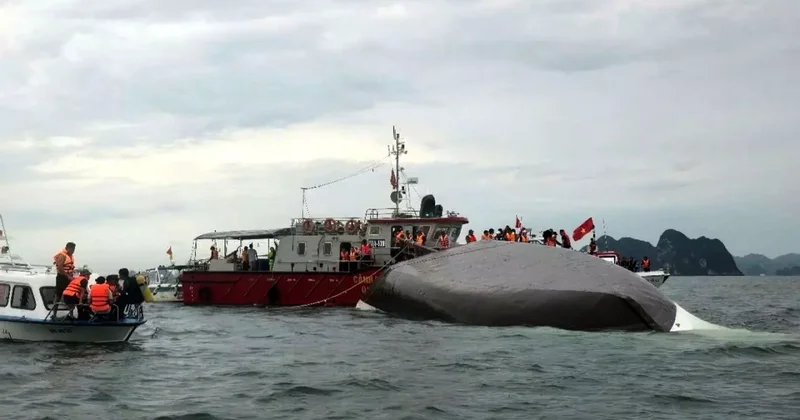 Vietnam da tekne faciası: En az 27 ölü