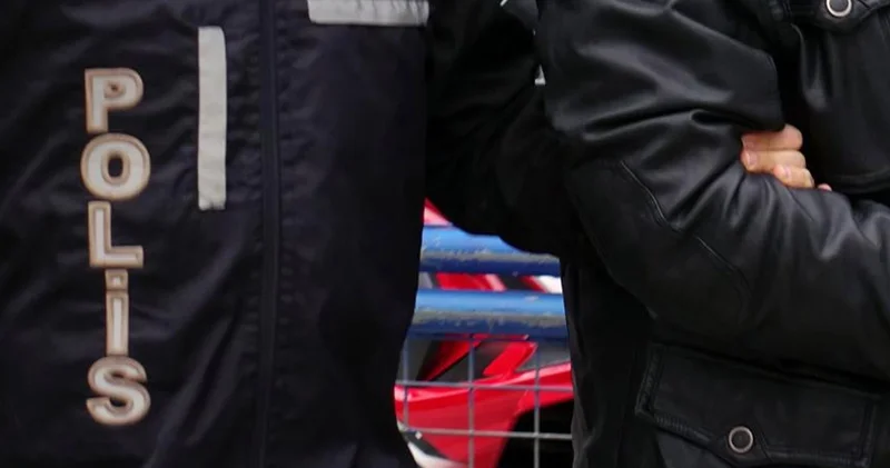 Husumetlisini vurmak isteyen şahıs yanlışlıkla 3 kişiyi daha vurdu