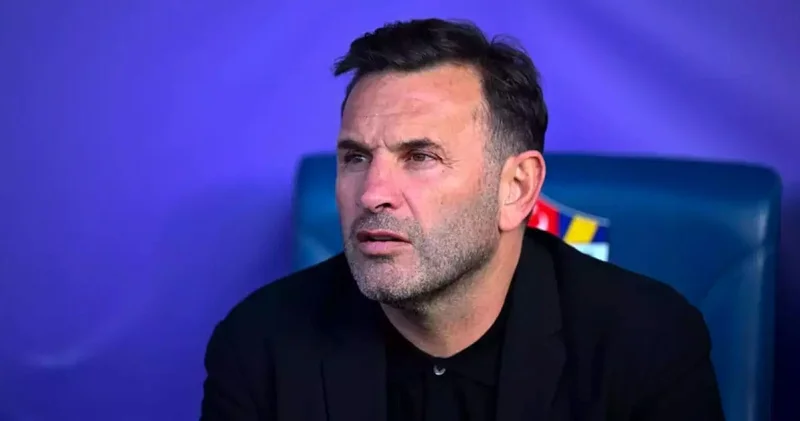 Galatasaray ı Okan Buruk a karşı çıkmaya çağırdı