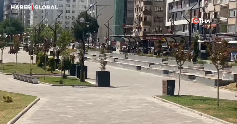 Elazığ’da sıcaklık 40 dereceye yaklaştı, caddeler boş kaldı