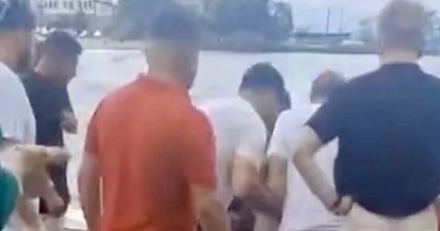 Denizde boğulma tehlikesi geçiren kızını kurtarmak isteyen baba, öldü Ordu Haberleri
