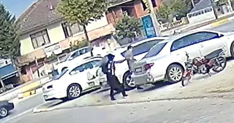 Düzce de Silahlı Saldırı: Zanlı Tuvalette Yakalandı