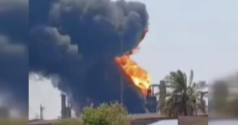 İran ın güneybatısındaki Abadan petrol rafinerisinde yangın