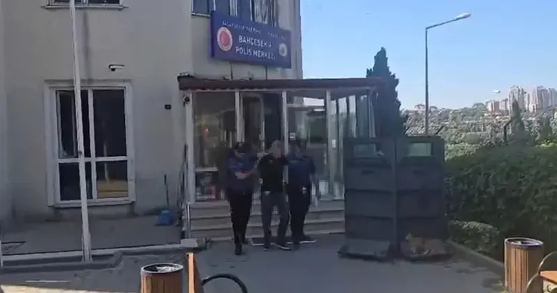 Başakşehir de eşini bıçaklayarak öldürdü