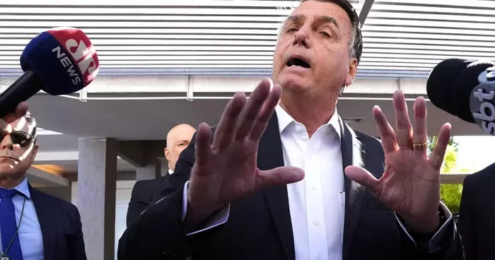 Evine ve parti binasına baskın düzenlenen Brezilya eski devlet başkanı Bolsonaro isyan etti: Aşağılamaların en büyüğü