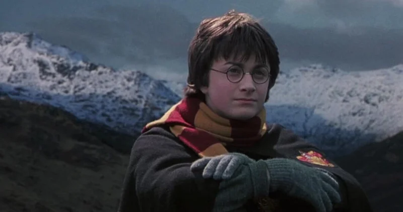 Mavi gözlü Harry, cips saklayan Draco! Harry Potter filmlerine dair daha önce duymamış olabileceğiniz 10 eğlenceli bilgi!