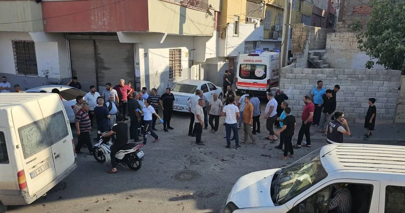 Şanlıurfa da ellerine ne geçtiyse birbirlerine attılar! 8 yaralı
