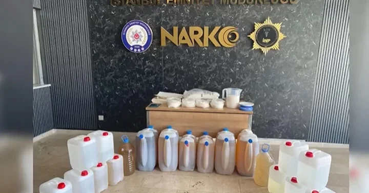 Esenyurt ta operasyon: 207 kg metamfetamin uyuşturucu maddesi ele geçirildi, 2 şüpheli yakalandı