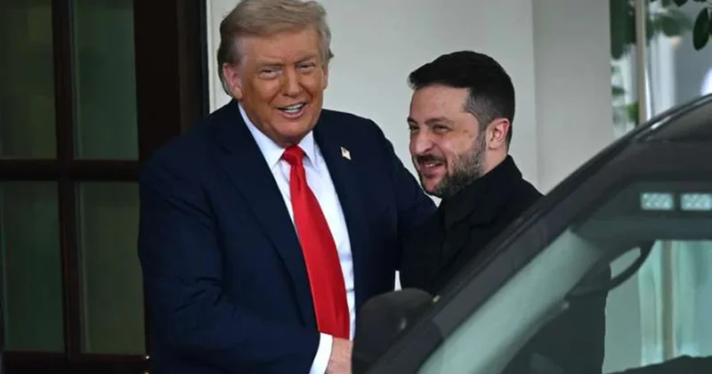 Zelenski nin kıyafeti yine gündem oldu: Trump ın yorumu Ukrayna liderini bu kez gülümsetti Sözcü Gazetesi