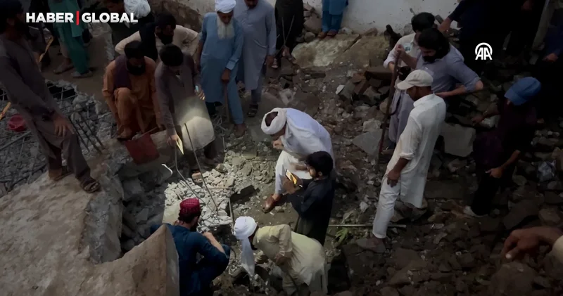 Pakistan da 688 kişi daha öldü