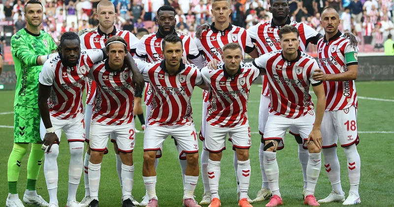 Samsunspor, Panathinaikos maçına hangi formayla çıkacak? Atatürk tartışmaları hakkında açıklama