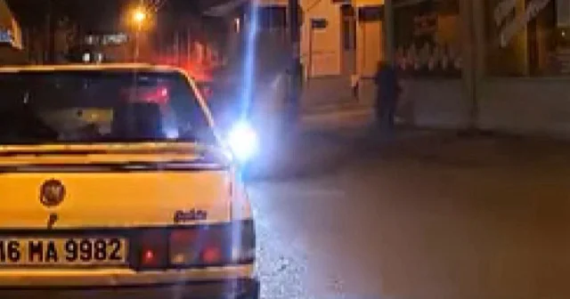 Ters yöne girip park halindeki araçları biçti: Kaza sonrası arakasına bile bakmadan kaçtı VİDEO İZLE