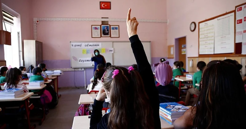 Okullar ne zaman açılacak, hangi tarihte? Yaz tatili ne zaman bitiyor?