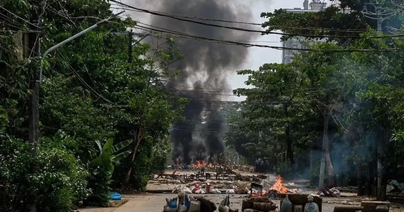 Myanmar da hava saldırısında 32 sivil hayatını öldü Sözcü Gazetesi