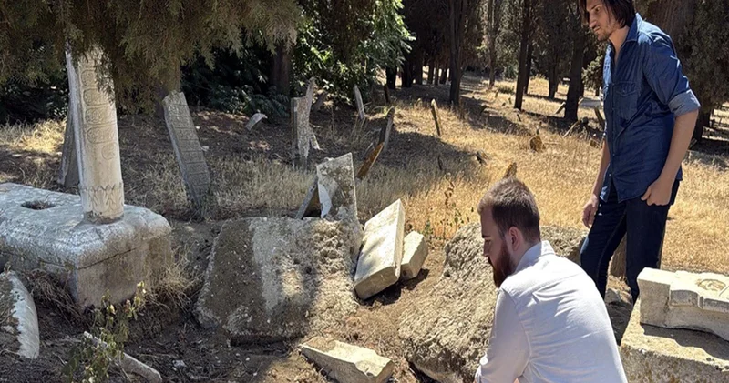 Altın bulmak için kazdıkları tarihi mezarı tahrip ettiler