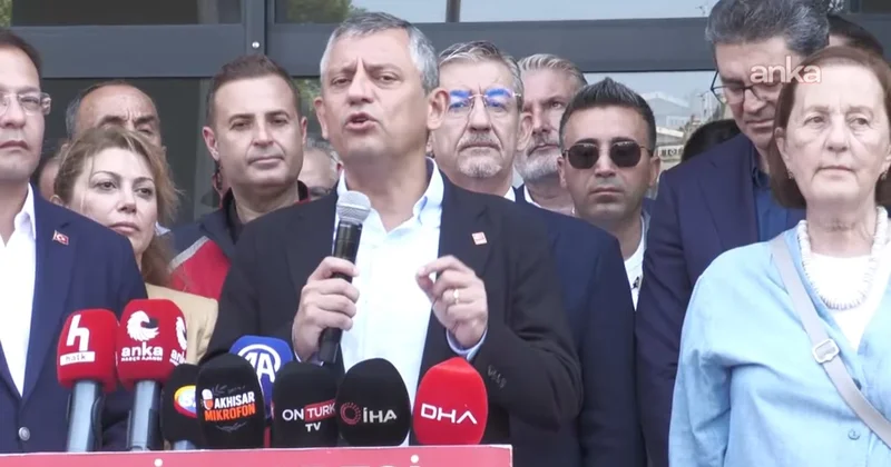 CHP lideri Özel Balıkesir de depreme yakalandı Sözcü Gazetesi