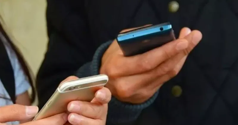 Cep telefonunuzu sakın kullandırtmayın! Uzmanlardan kritik uyarı