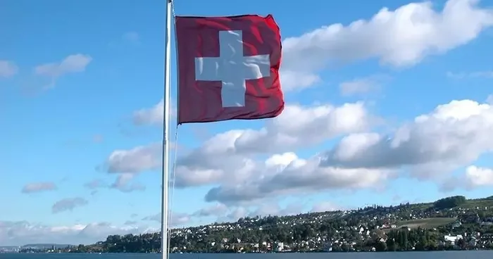 İsviçre, Zelenskiy ile barış görüşmeleri için ülkeye gelmesi halinde Putin e dokunulmazlık sağlamaya hazır