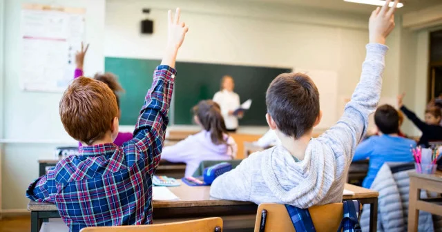 Okullar ne zaman açılıyor? Okulların ilk günü ve tatil programı netleşti! İşte MEB 2025 2026 eğitim yılı takvimi Son Dakika Haberleri