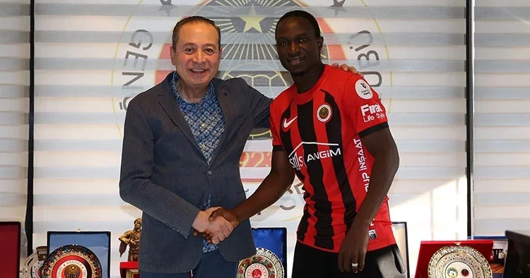 Gençlerbirliği, Adama Traore yi transfer etti!