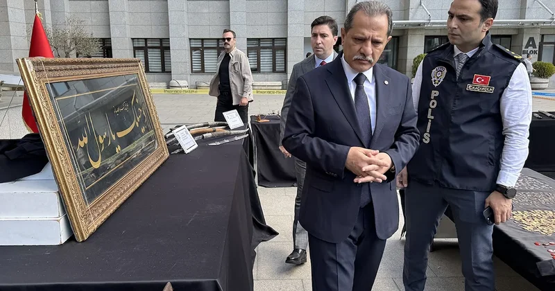 İstanbul da dev operasyon: Interpol ün aradığı hat, mozaik, sikke... Neler bulundu neler Sözcü Gazetesi