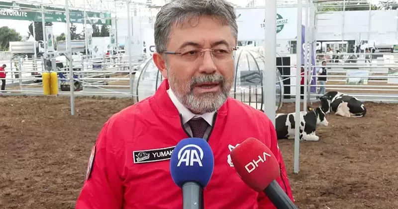 Bakan Yumaklı: Her sektörde olduğu gibi tarımsal üretimde de teknolojinin mutlaka olması gerekir