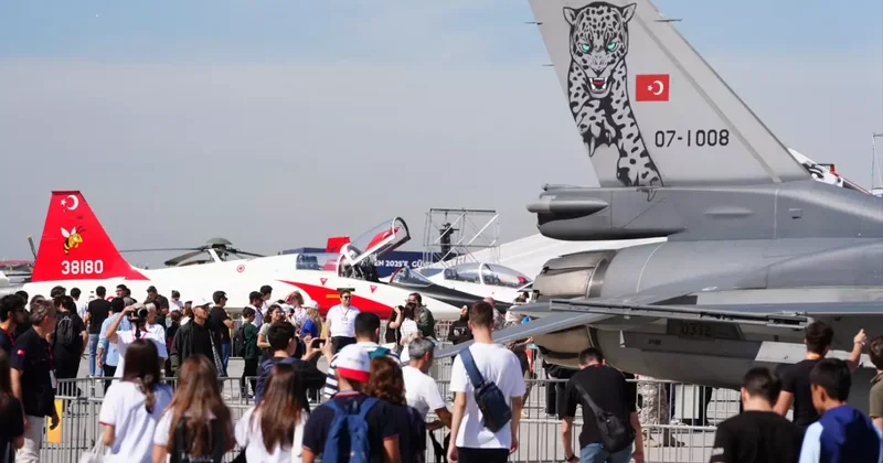TEKNOFEST’te üçüncü gün heyecanı! Gençler akın etti, aileler doldu taştı!
