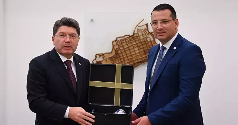 Bakan Tunç, Malta Adalet Bakanı Attard ile görüştü