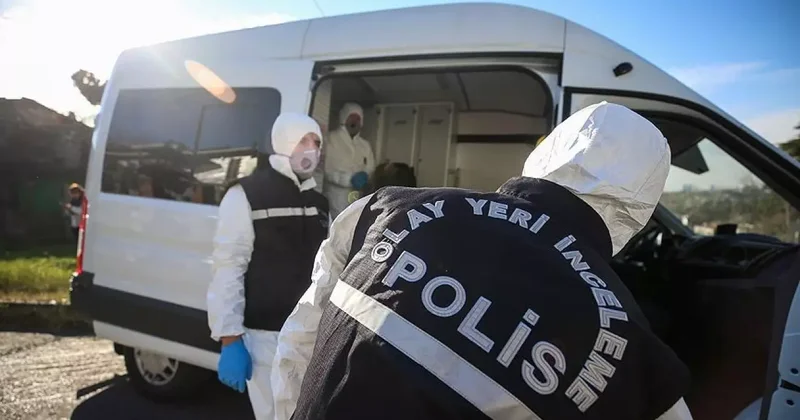 Okulda korku dolu anlar: 2 öğretmen yaralandı!