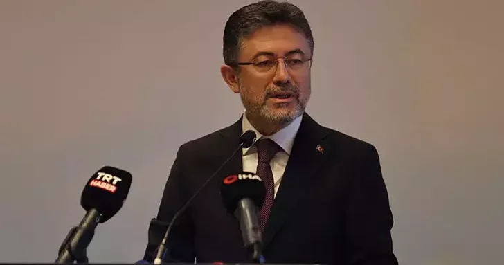 Bakan Yumaklı dan 3 ildeki orman yangınına ilişkin açıklama