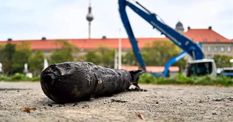Berlin de İkinci Dünya Savaşı Bombası Bulundu