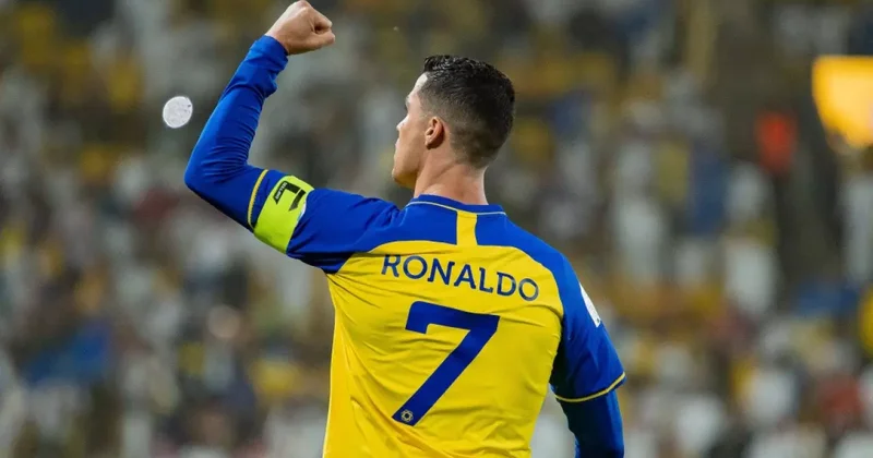 Ronaldo bunu ilk kez yaptı! Yorumuyla gündem oldu: Gerizekalılar