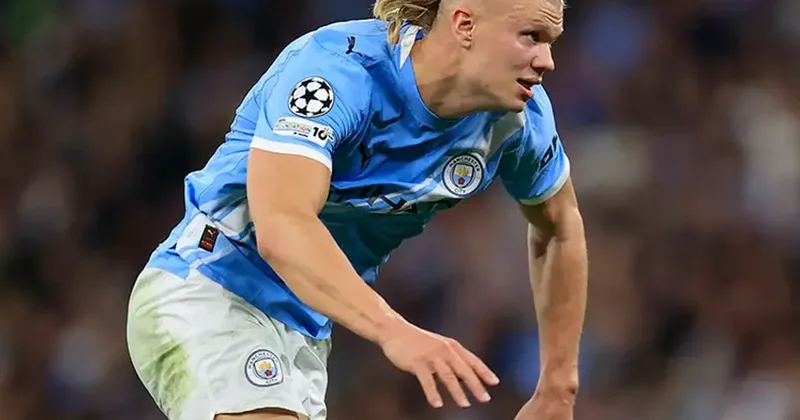 Manchester City Defeats Napoli 2 0 in the Champions League