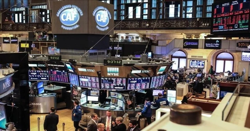 Fed’in faiz indirimi sonrası S&P 500 tarihi zirvede kapandı