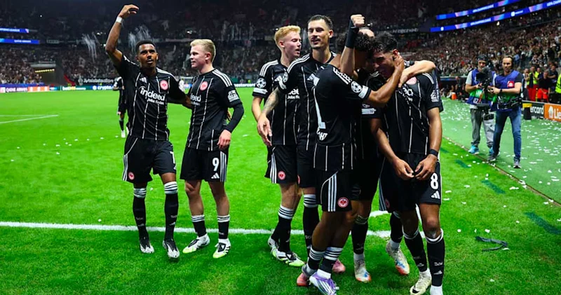 Almanya da Galatasaray depremi