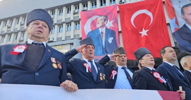 Gaziler Günü nde eşleri de gazilerle birlikte yürüdü Zonguldak Haberleri