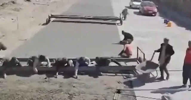 Bir ülke küllerinden doğuyor: Rusya ve ABD işgalinden kurtulan Afganistan da yol ve alt yapı çalışmaları sürüyor VİDEO İZLE