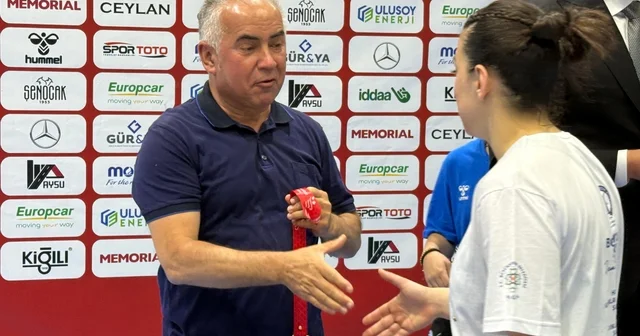 Yalıkavakspor şampiyonluk kupasını çiftledi Muğla Haberleri