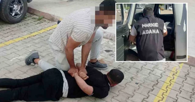 Uyuşturucu koltuğun altından çıktı: Kaçmaya çalışan 2 şüpheli yakalandı Adana Haberleri