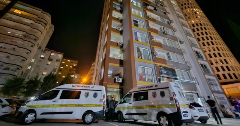 Adana da korkunç cinayet! Kız arkadaşını bıçakla öldürüp yaşamına son verdi Sözcü Gazetesi