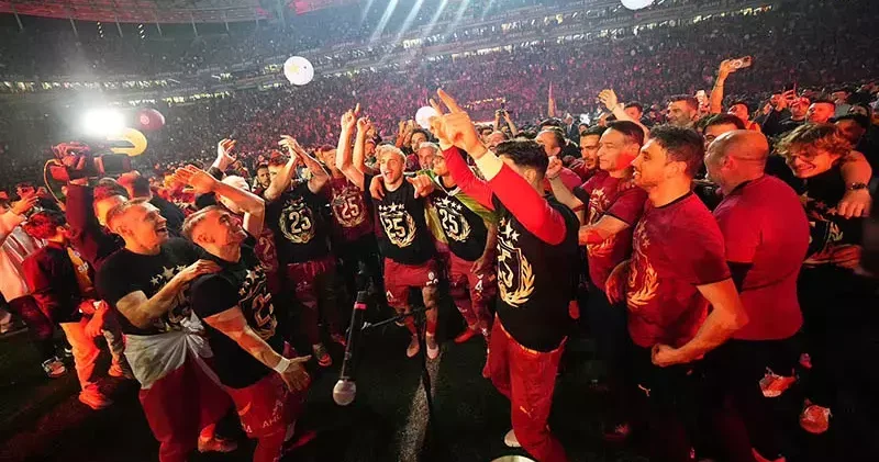 Şampiyon Galatasaray, kupasını pazar günü Yenikapı’da alacak