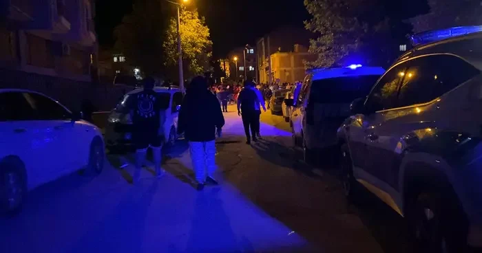 Çocukların kavgasına aileler de karıştı! 200 kişi birbirine saldırdı: 2 yaralı