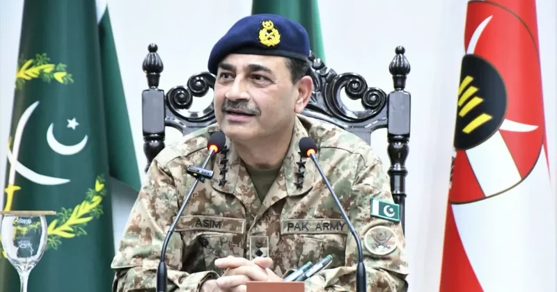 Pakistan, en üst düzey generalini seçti: 66 yıl sonra bir ilk!