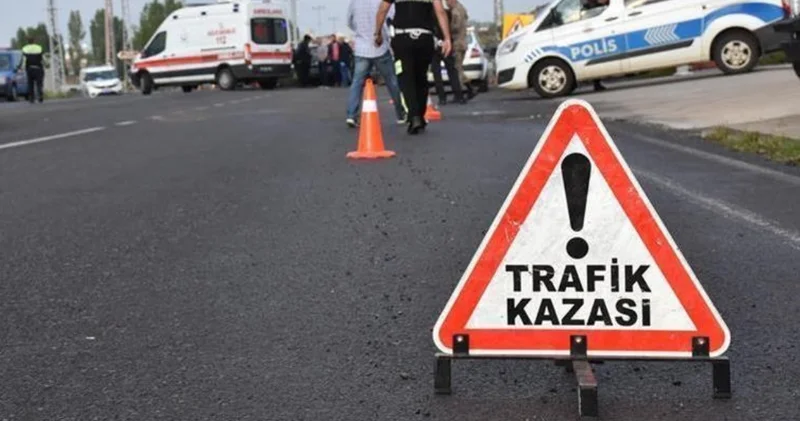 Torunuyla karşıdan karşıya geçmeye çalışırken motosikletin çarptığı kadın öldü