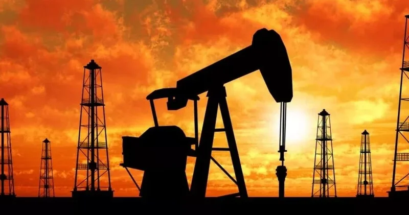 Brent petrol yükseldi, akaryakıta zam gelir mi?