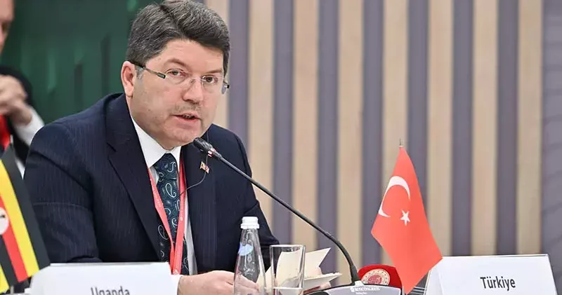 Adalet Bakanı Tunç, 13’üncü St. Petersburg Uluslararası Hukuk Forumu’na katıldı