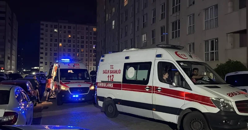 Esenyurt ta yangın sırasında panik yapan kadın 8. kattan atladı
