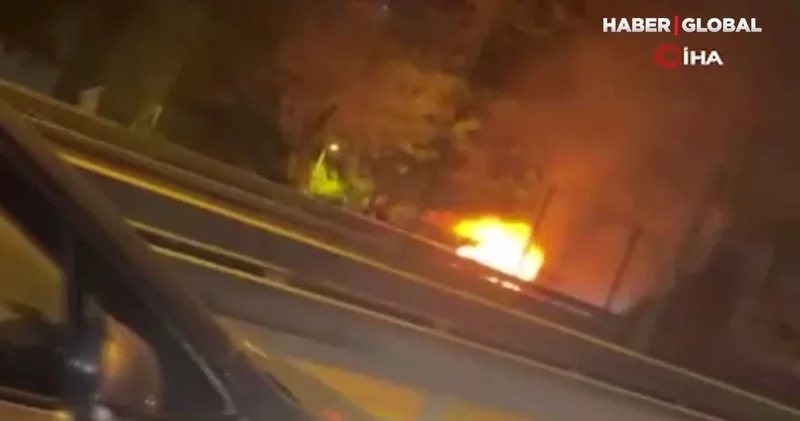 Şişli de hareket halindeki otomobil alevler içinde kaldı