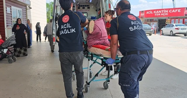Bursa da bacağına korkuluk demiri saplanan çocuk yaralandı Bursa Haberleri